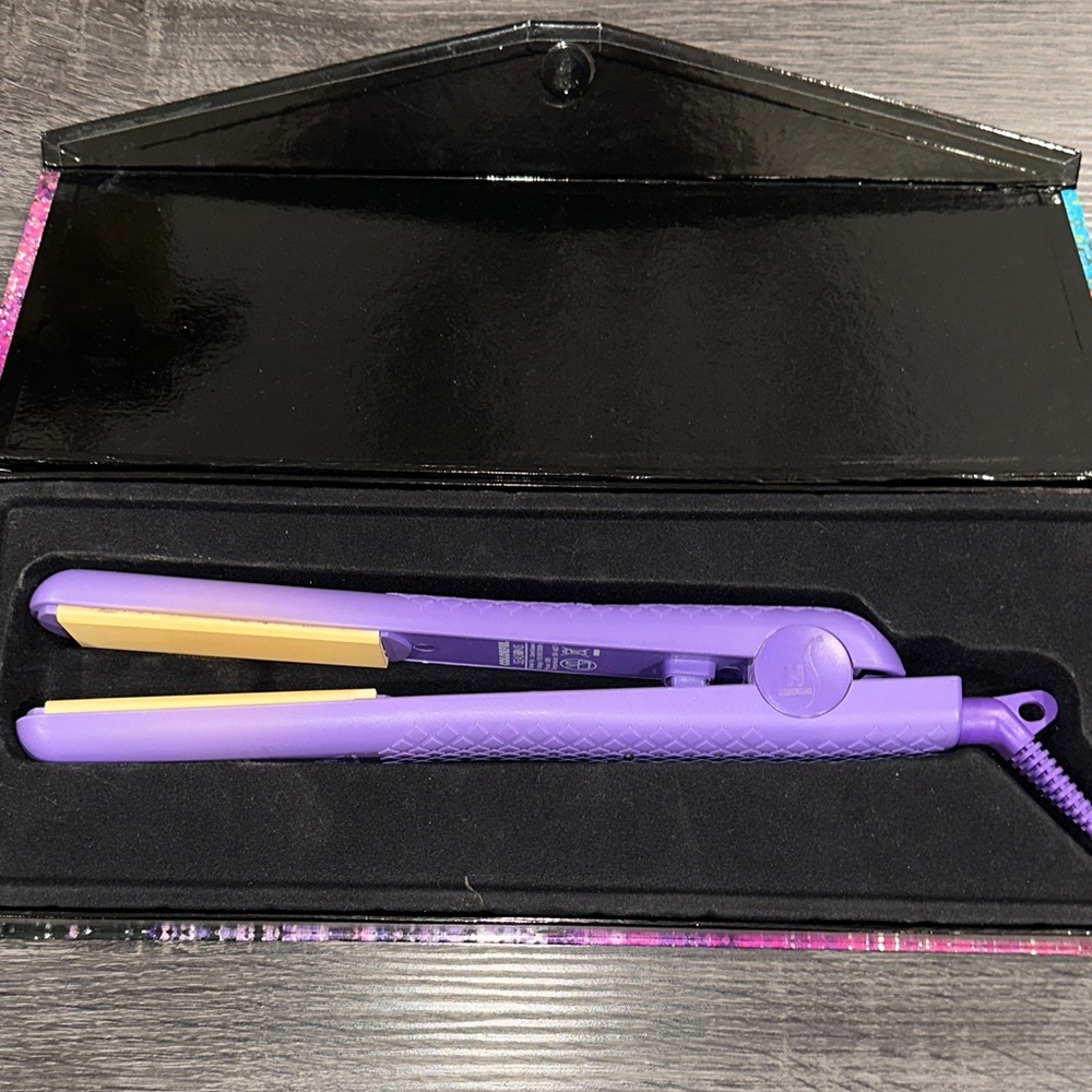 Her Style Hair Straightener